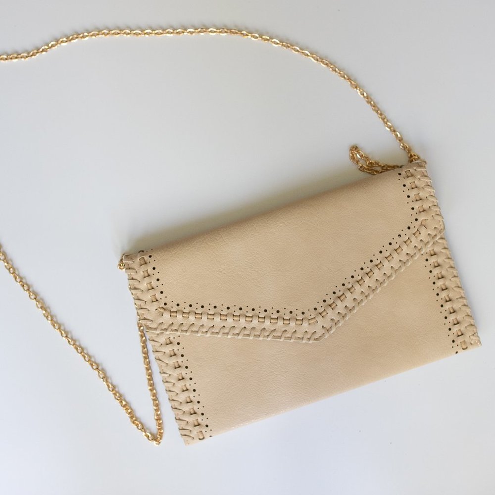 Vegan Clutch